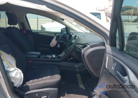 2019 Ford Fusion Se z USA, uszkodzony, nr VIN 3FA6P0HD7KR128337